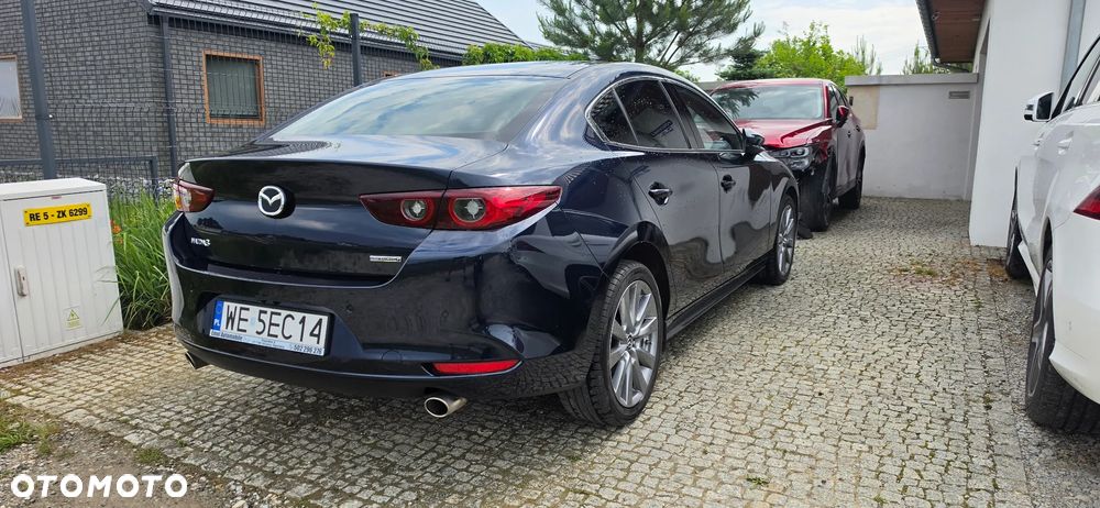 Mazda 3 2.0 mHEV Hikari - 6