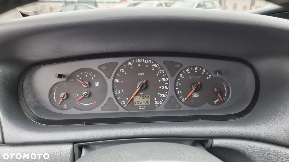 Citroën C5 2.0 HDi Prestige - 14