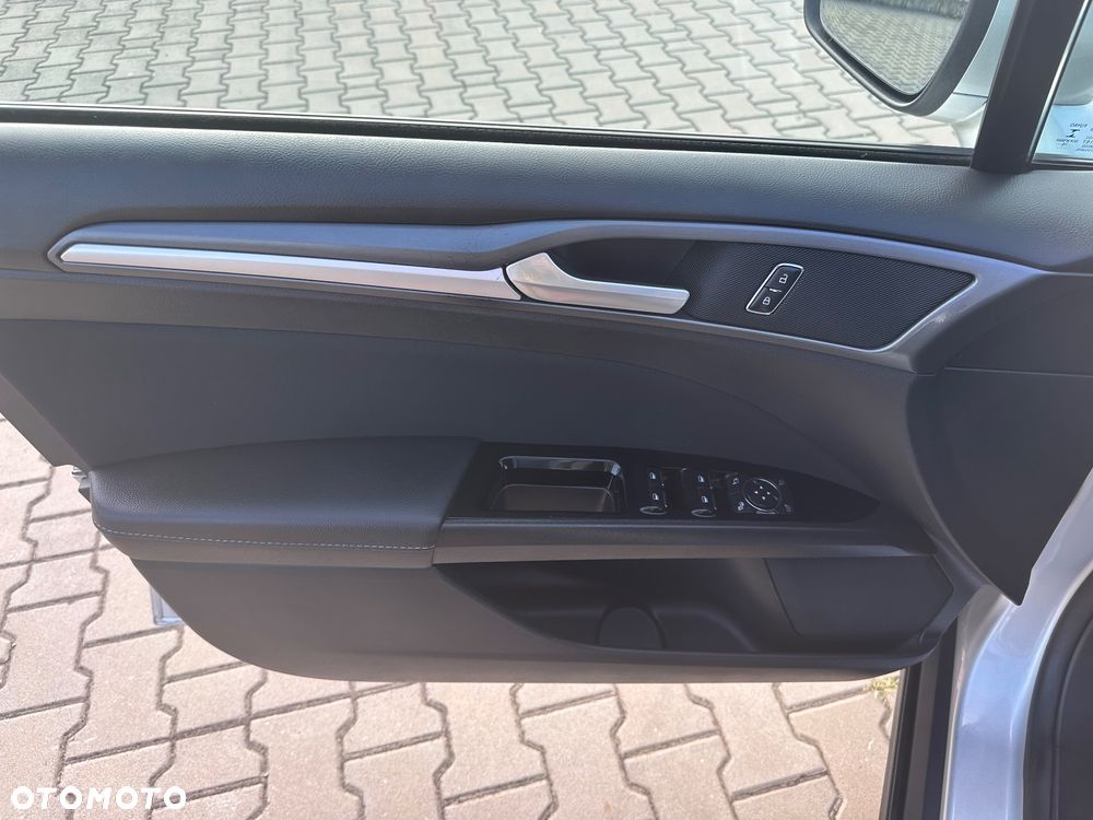 Ford Mondeo Turnier 2.0 TDCi Start-Stopp Business Edition - 18
