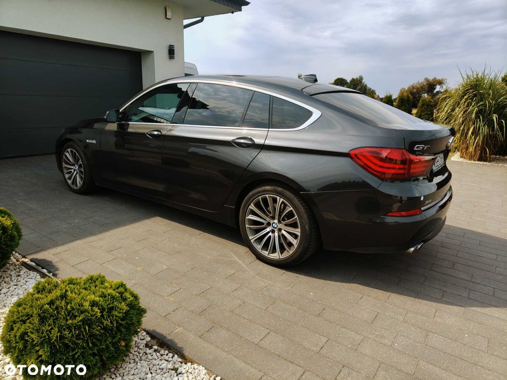 BMW 5GT - 6