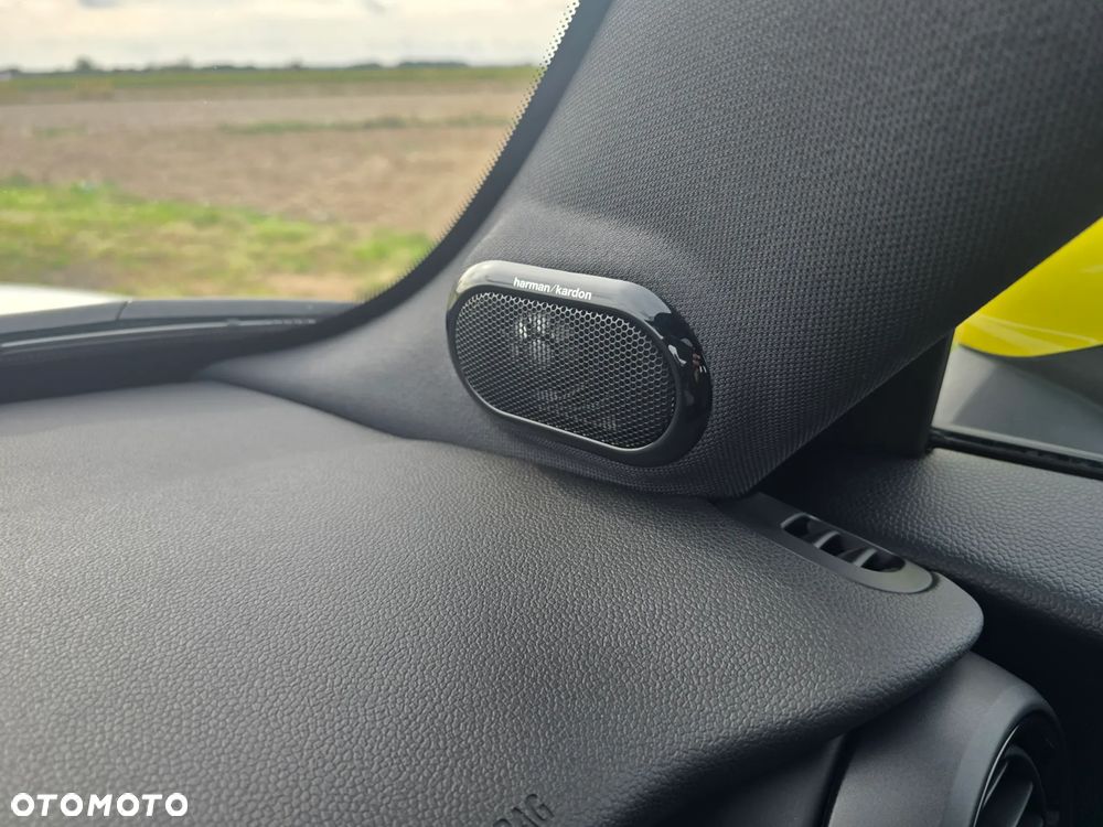 MINI Cooper SE Yours Trim - 7