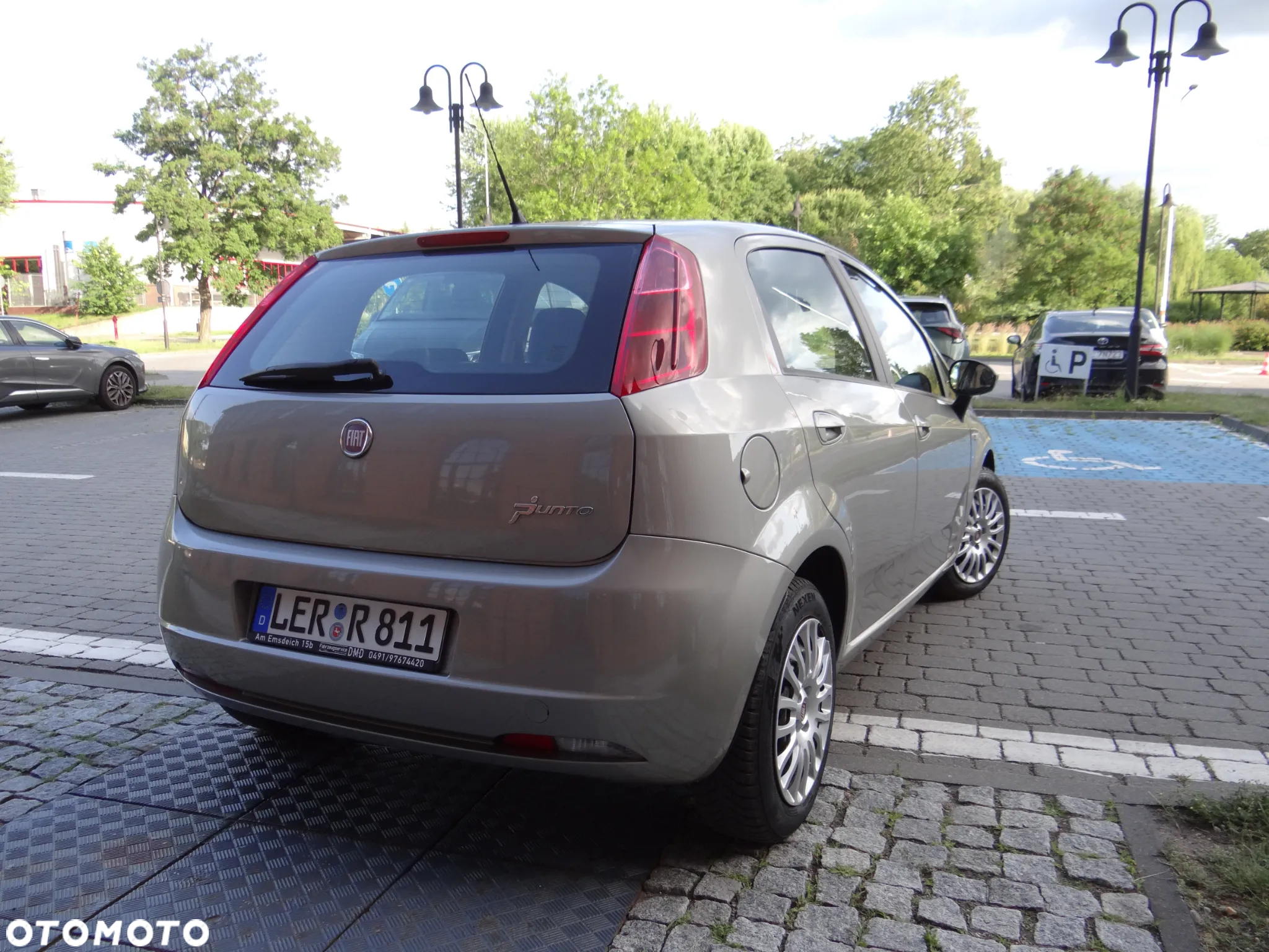 Fiat Punto 1.4 Young - 3