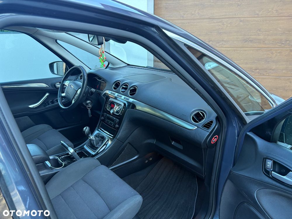 Ford S-Max 2.0 TDCi DPF Titanium - 11