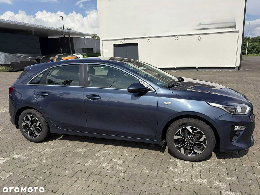 Kia Ceed - 4