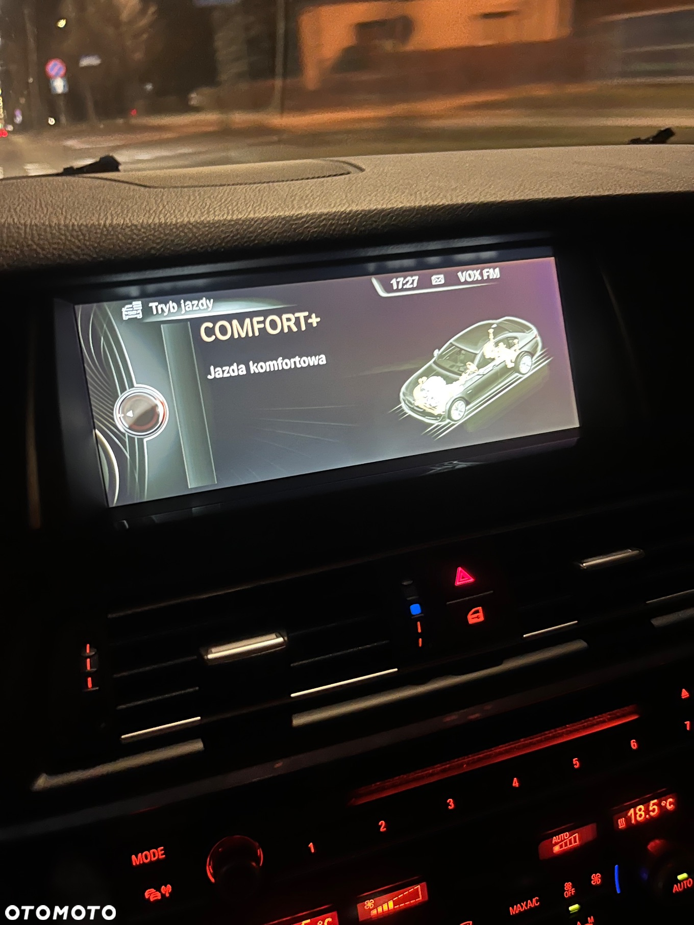 BMW Seria 5 520d Sport Line - 24