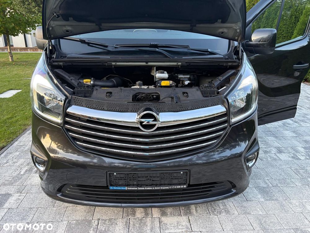 Opel Vivaro - 16