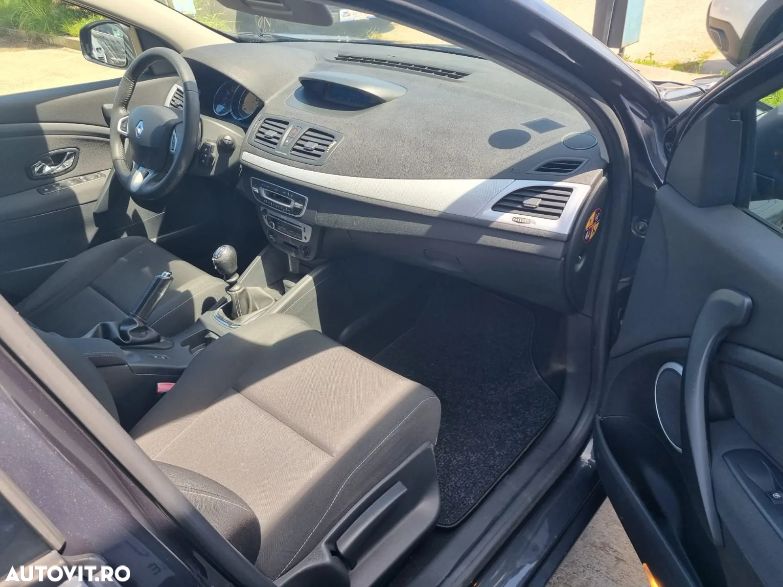 Renault Megane ENERGY TCe 115 Start & Stop LIMITED - 12