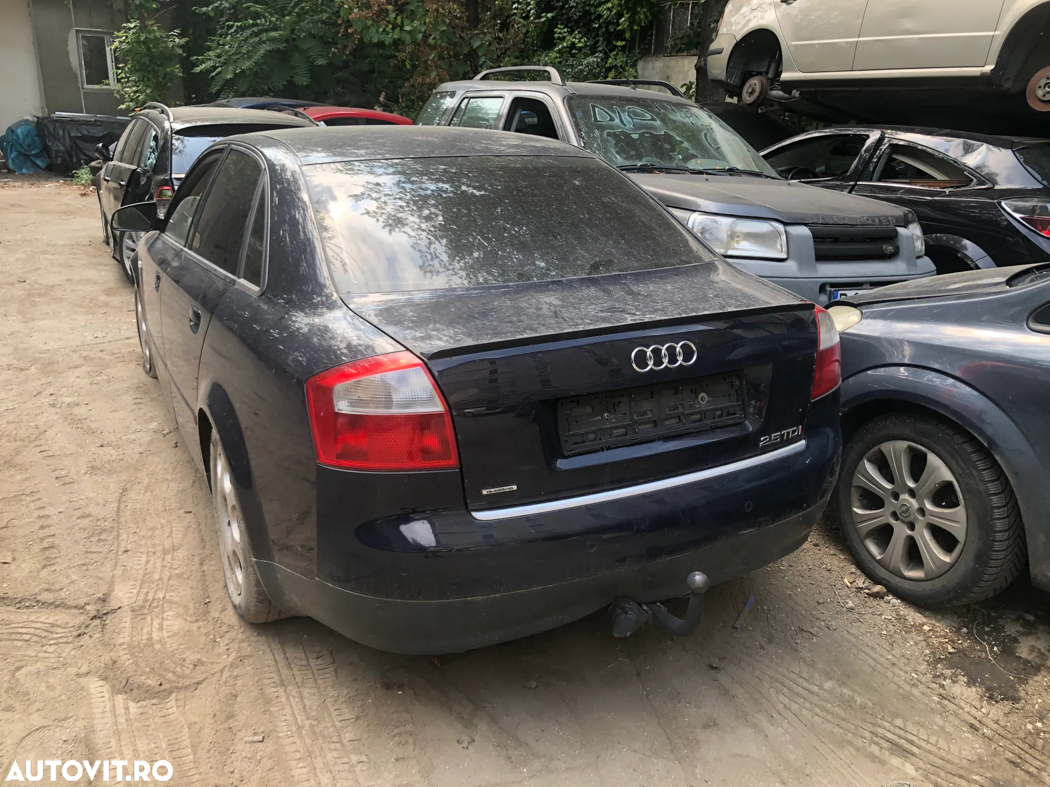 Dezmembrez Audi A4 B6 sedan albastru 2.5 TDI V6 2002 - 3