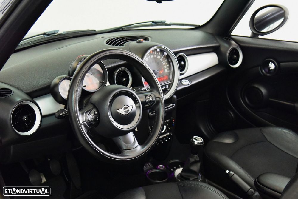 MINI 3 Portas - 20