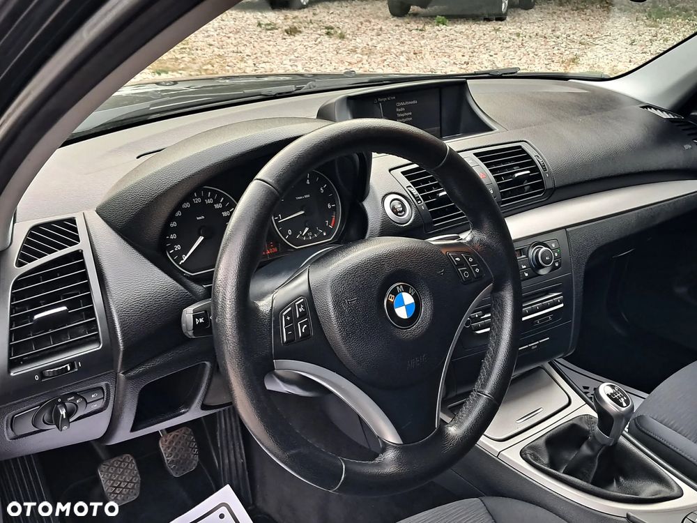 BMW Seria 1 116i Edition Sport - 13