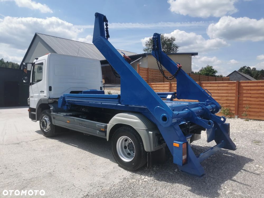 Mercedes-Benz Atego 1522 Bramowiec do kontenerów Blokada mostu Hydraulika hakowiec - 7