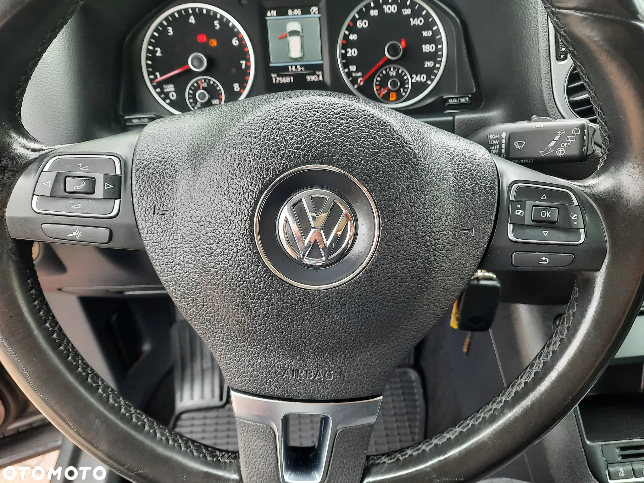 Volkswagen Tiguan - 14