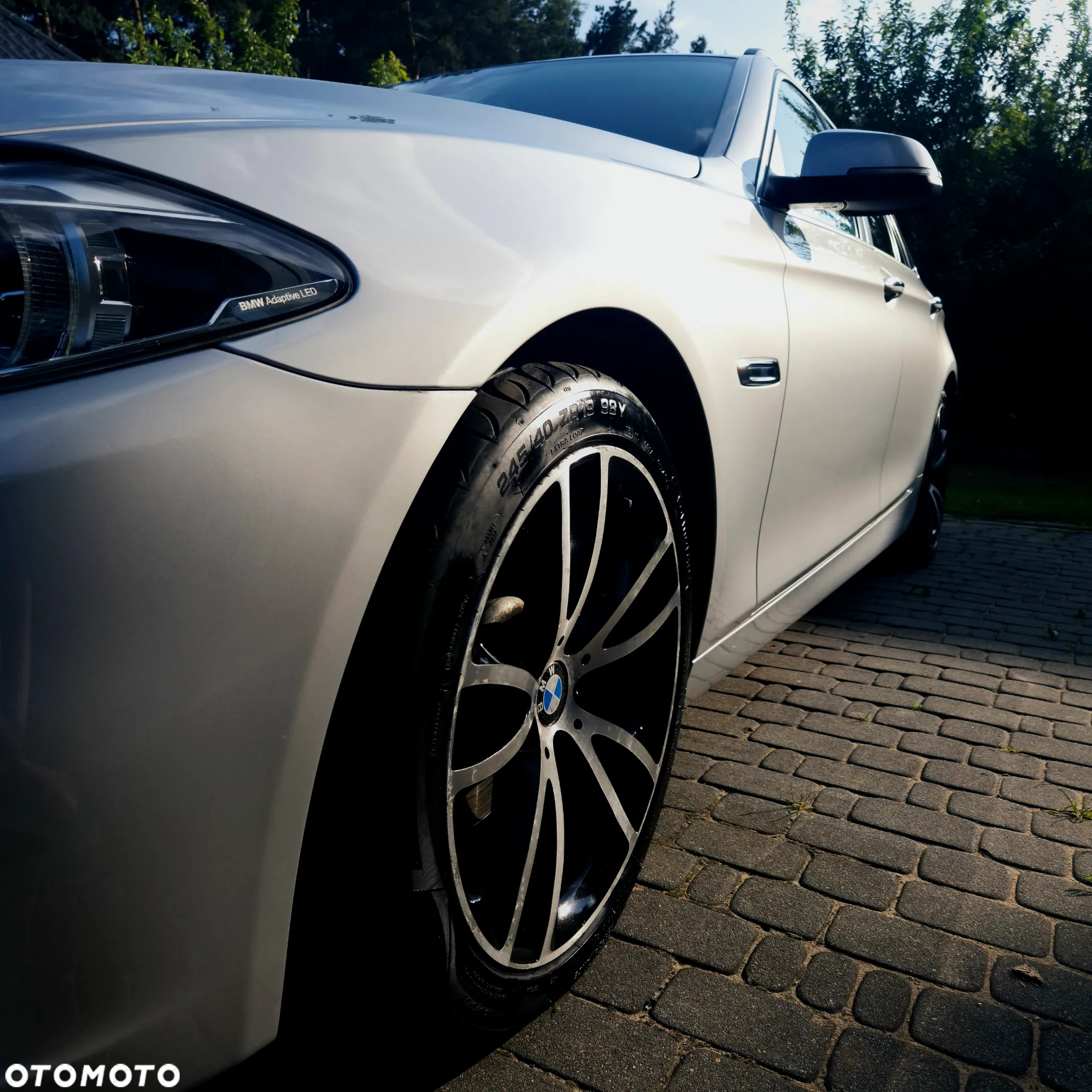 BMW Seria 5 520d xDrive - 11