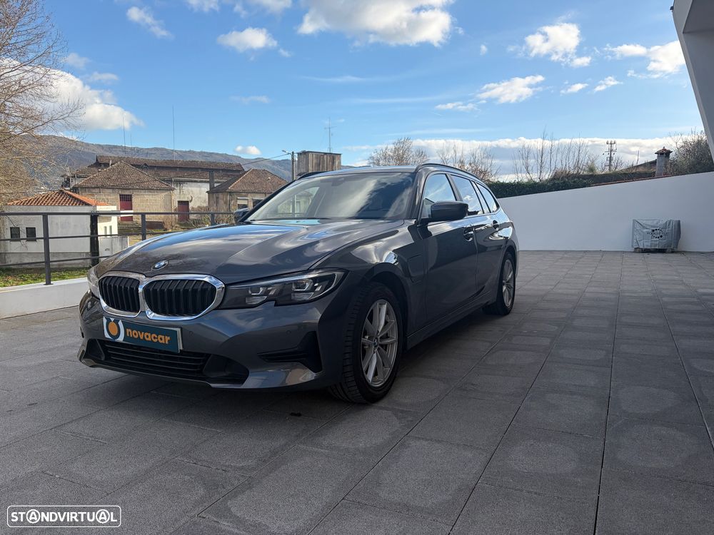 BMW 330 e Auto - 1