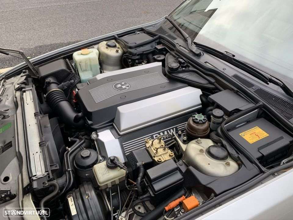 BMW 730 i V8 - 13