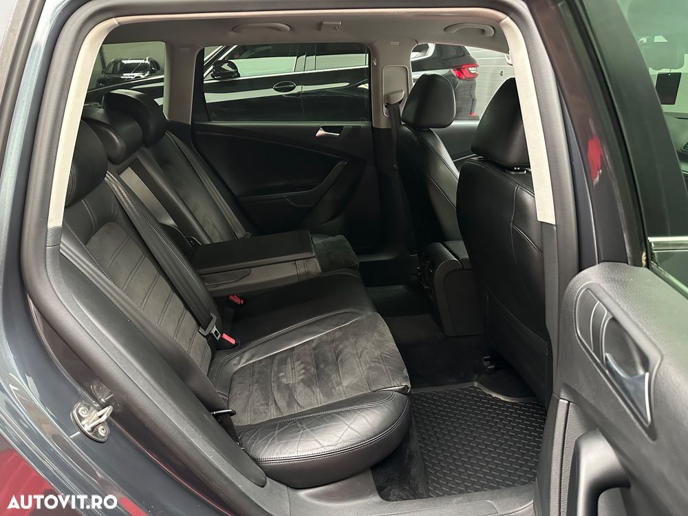 Volkswagen Passat 2.0 TDI Highline - 20