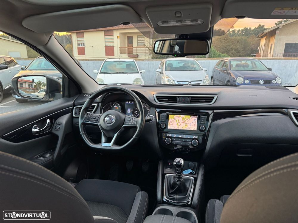 Nissan Qashqai 1.5 dCi N-Connecta J18 - 31