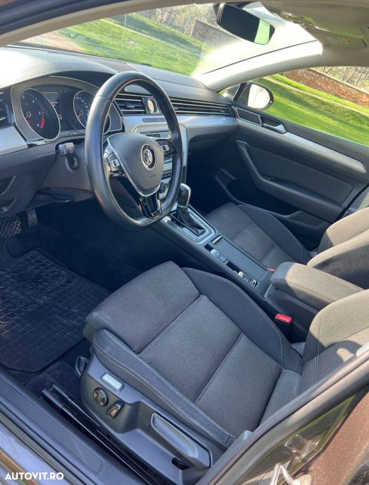 Volkswagen Passat Variant 2.0 TDI DSG Comfortline - 6