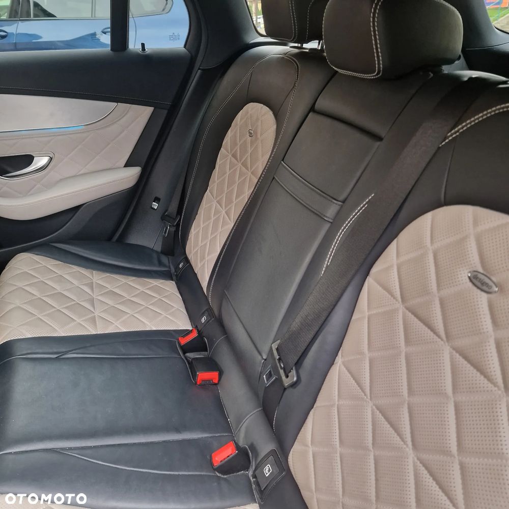 Mercedes-Benz GLC 250 4-Matic - 3