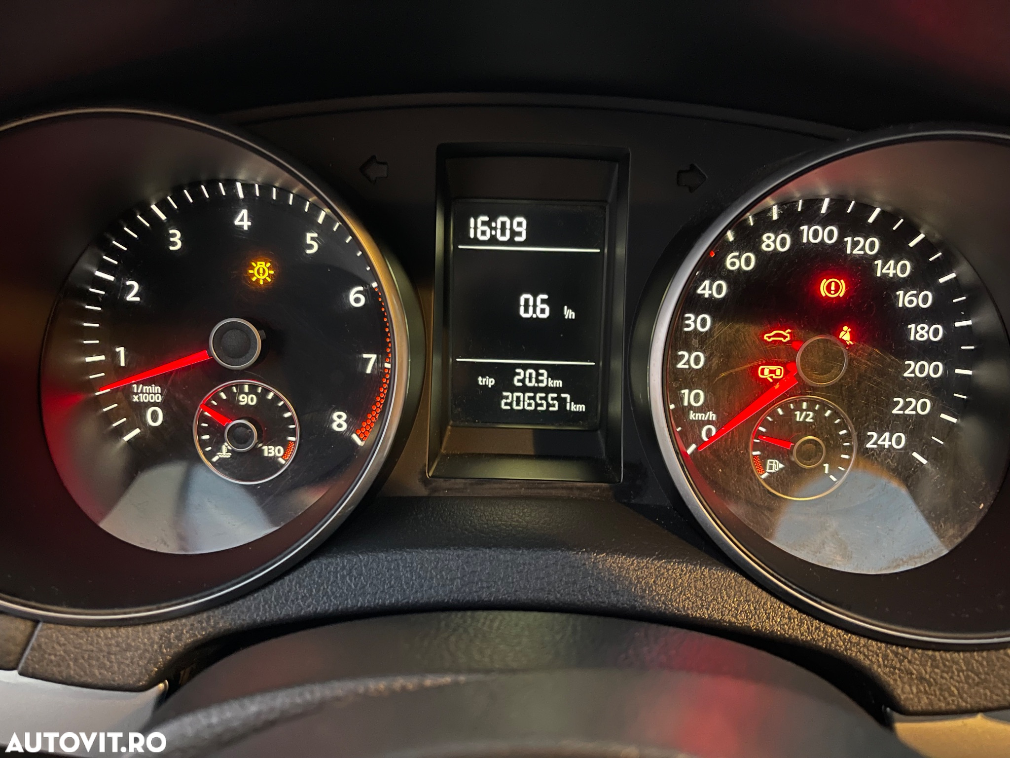 Volkswagen Golf 1.4 Comfortline - 8