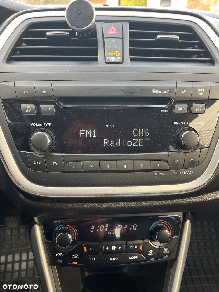 Suzuki SX4 1.6 Premium - 14