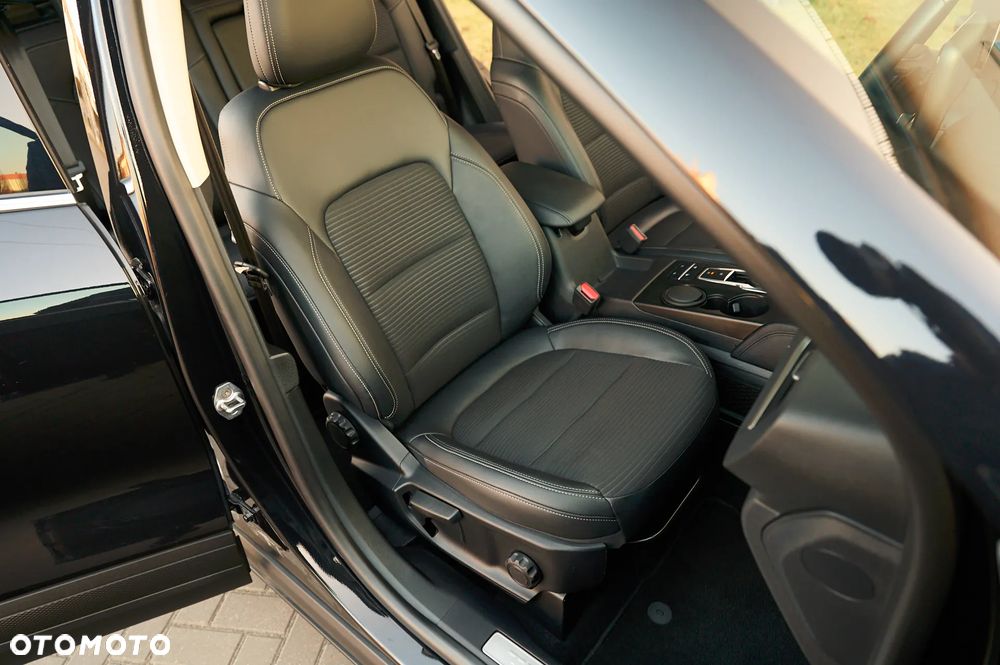 Ford Kuga 2.0 EcoBlue AWD Titanium - 22