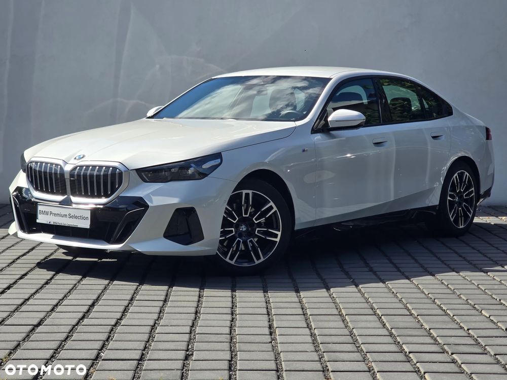 BMW Seria 5 520d xDrive - 2
