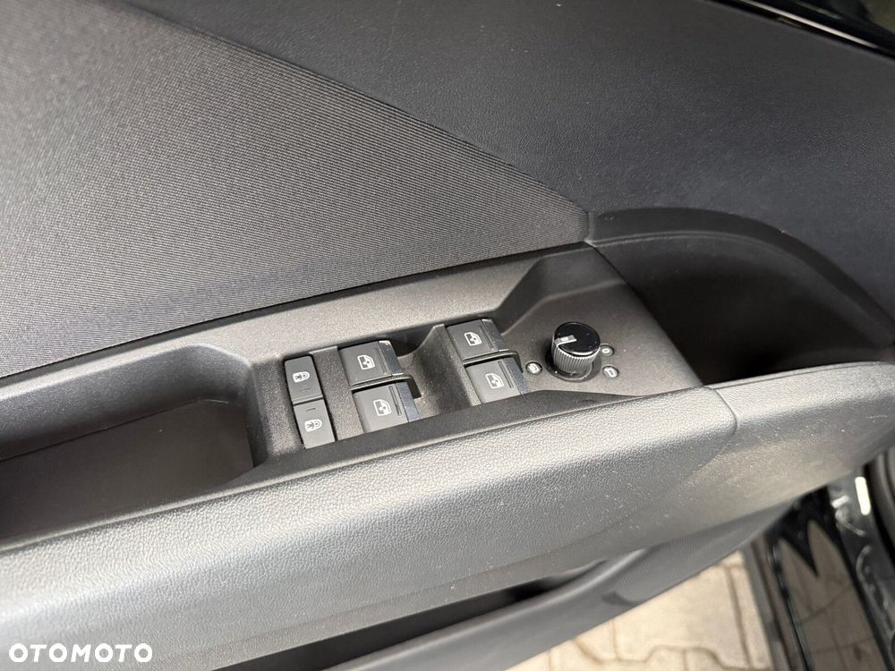 Audi Q4 e-tron - 14