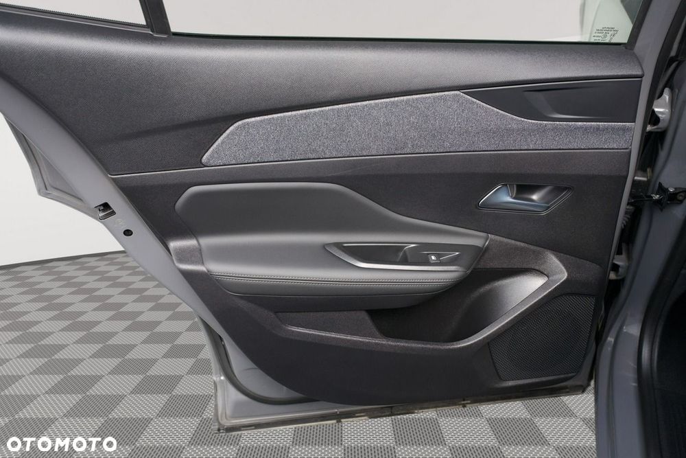 Peugeot 408 1.2 PureTech Allure S&S EAT8 - 27