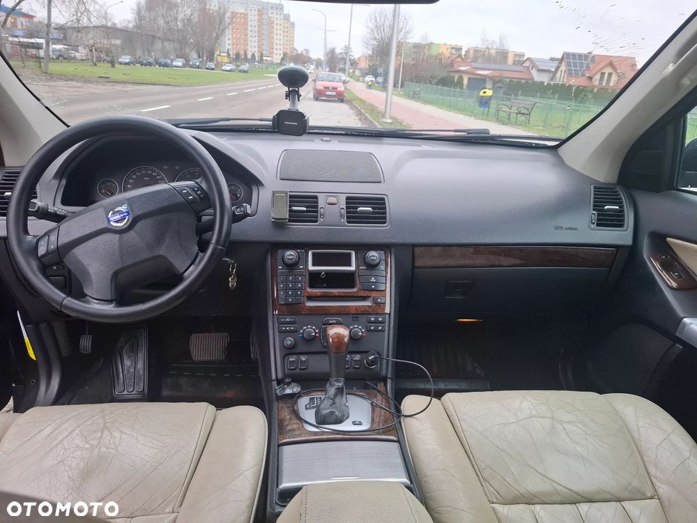 Volvo XC 90 4.4 V8 AWD Executive - 6