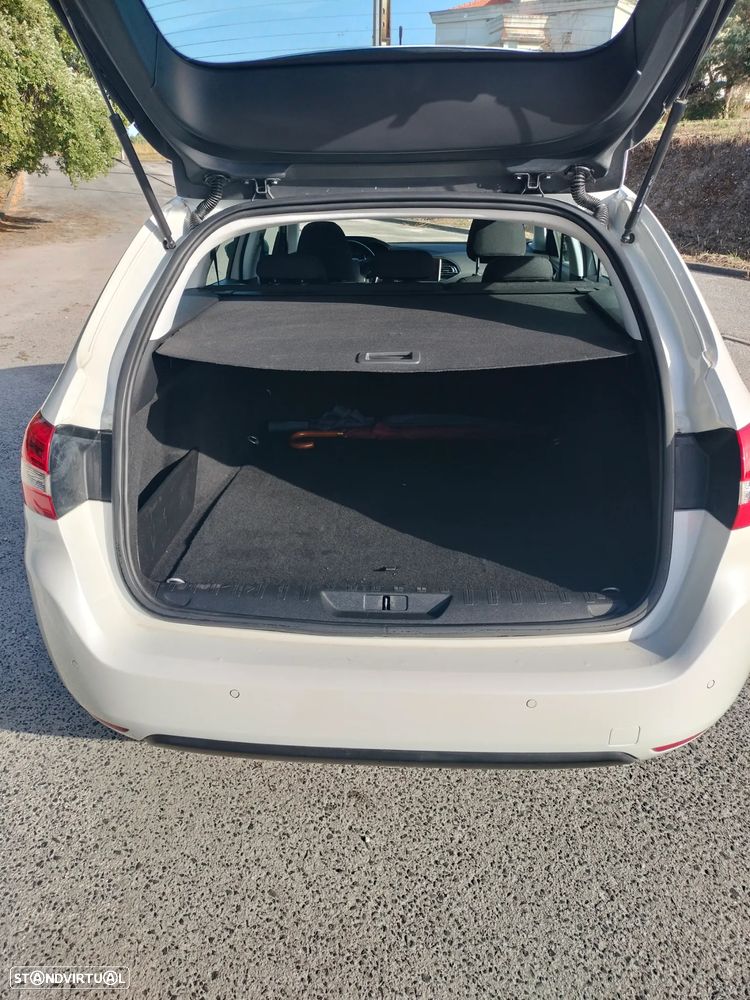 Peugeot 308 SW BlueHDi 120 Stop & Start Active - 8