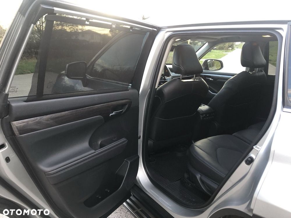 Toyota Highlander 2.5 Hybrid Executive Style - 16