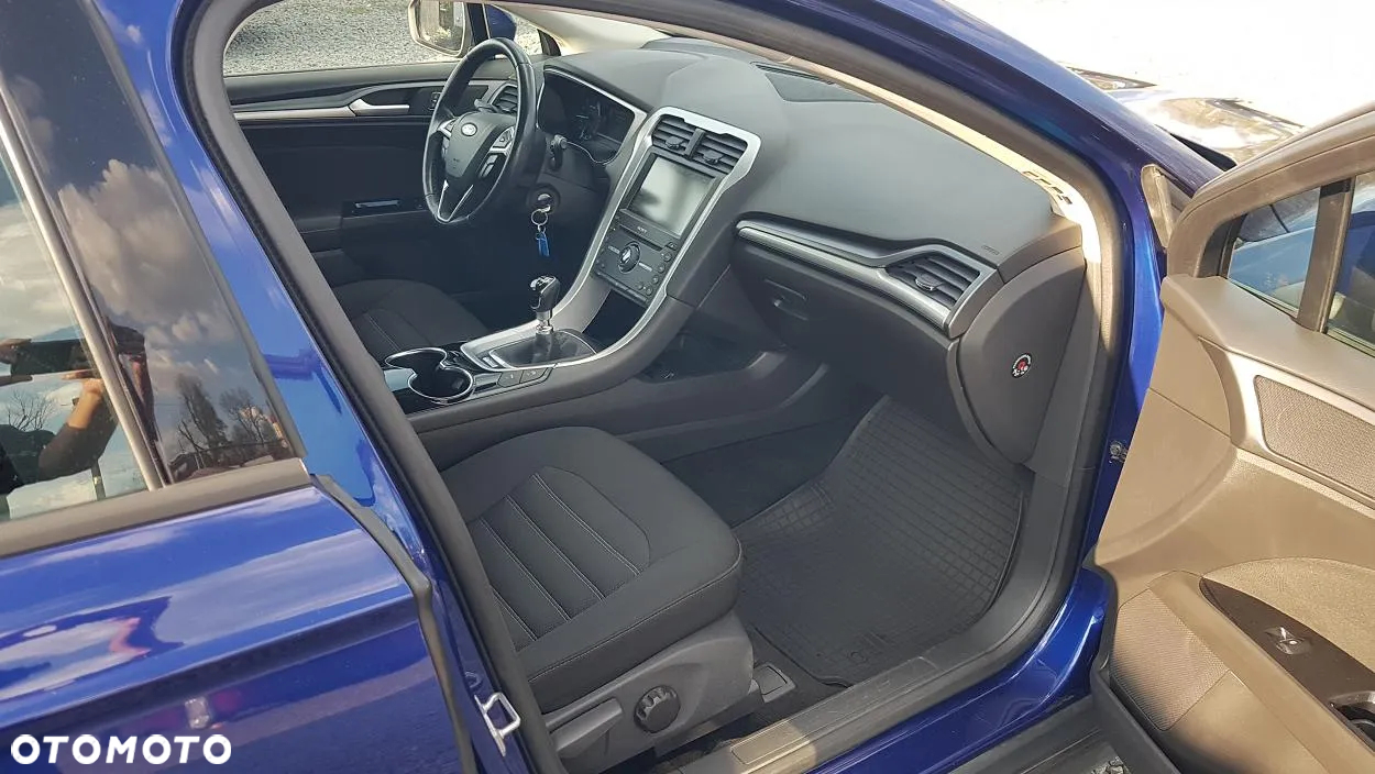 Ford Mondeo 2.0 TDCi Ambiente - 31