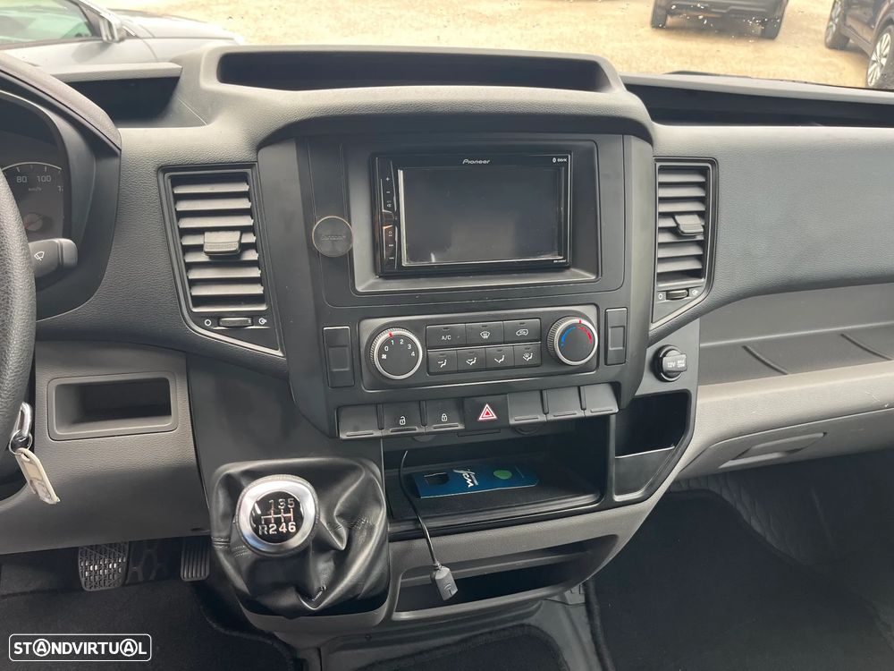 Hyundai H350 2.5 CRDi LWB Access 7L - 18