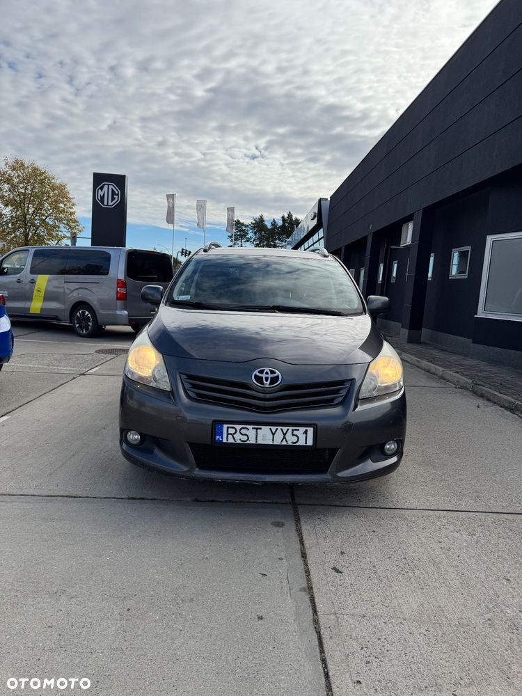 Toyota Verso 2.0 D-4D Sol 7os - 2