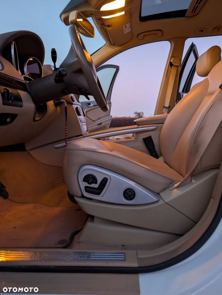 Mercedes-Benz GL 350 BlueTEC 4Matic 7G-TRONIC - 15