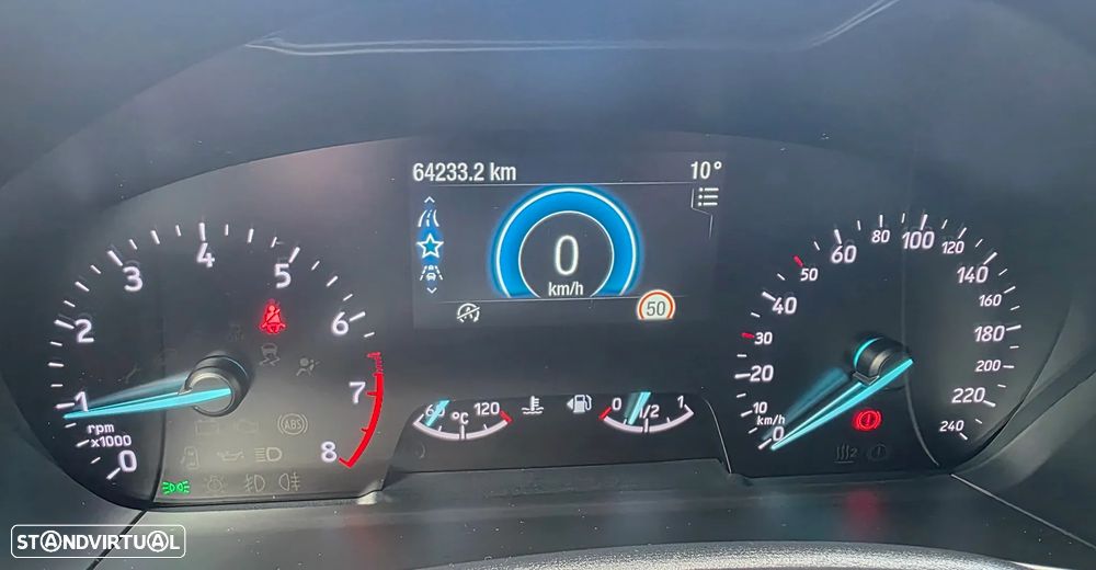 Ford Focus SW 1.0 EcoBoost ST-Line - 25