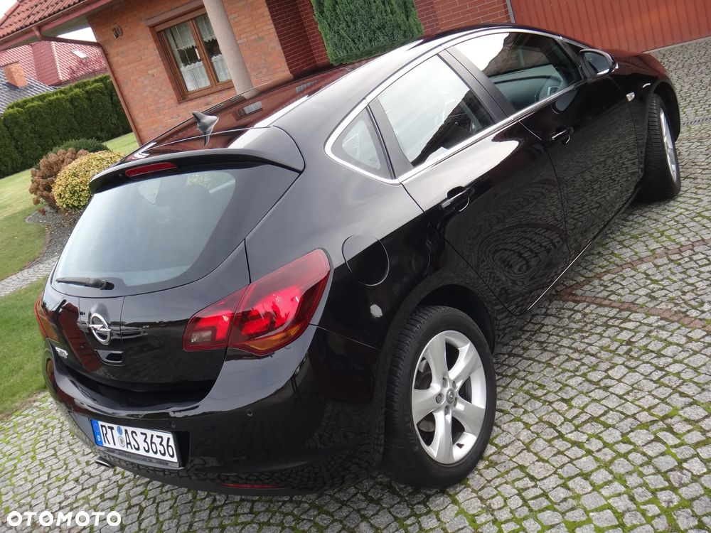 Opel Astra IV 1.4 T Sport - 26