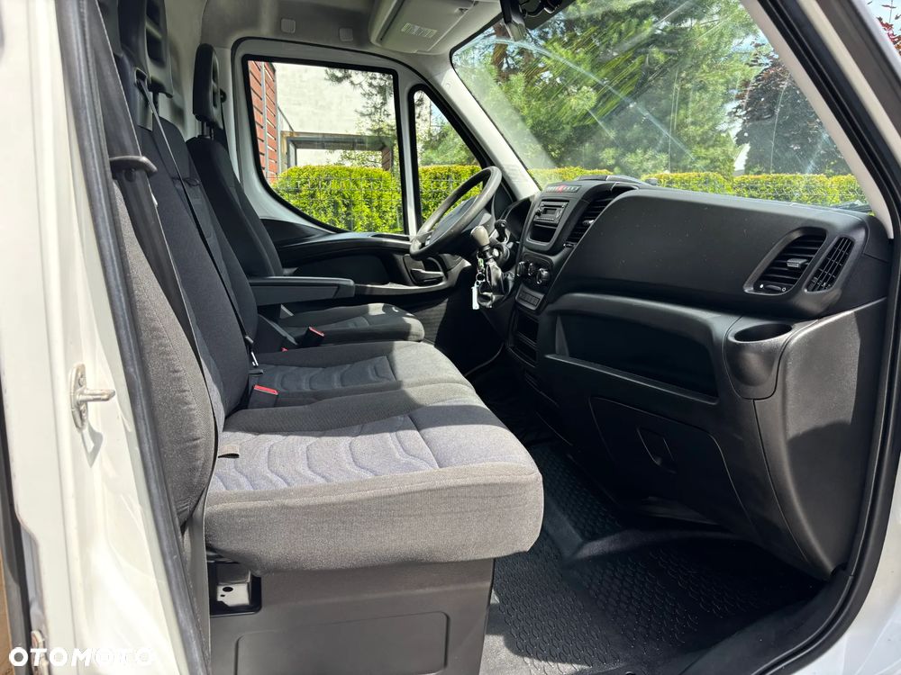 Iveco Daily 35C15 L2H2**3.0**Bliźniak**Furgon**150KM**Sprowadzony - 14