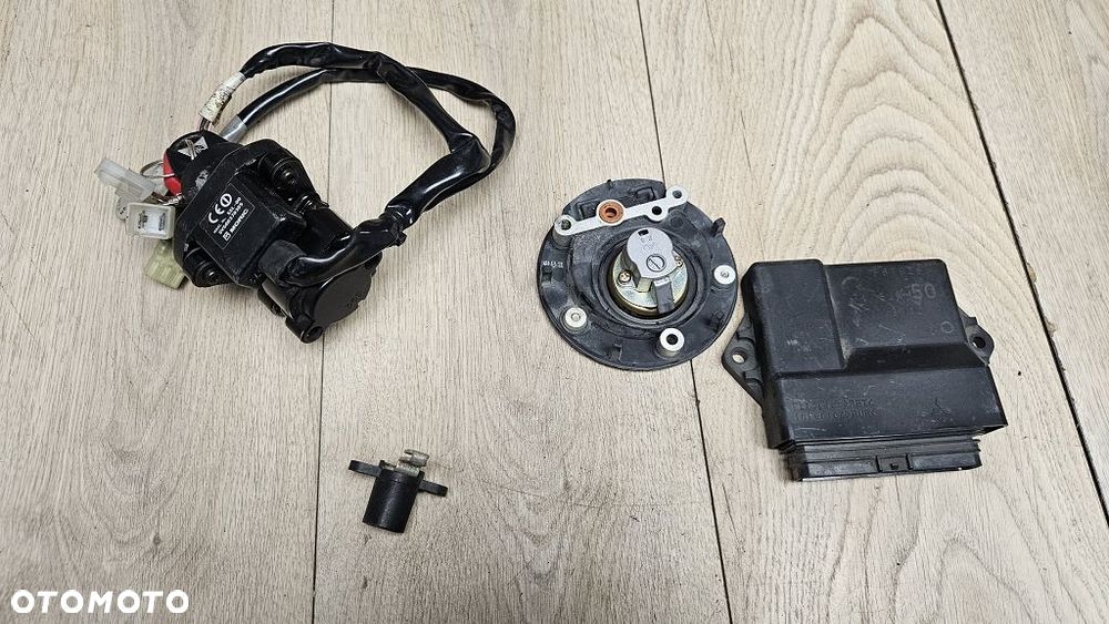 Zestaw Moduł ECU Korek Stacyjka Yamaha FJR 1300 (03-05) - 13