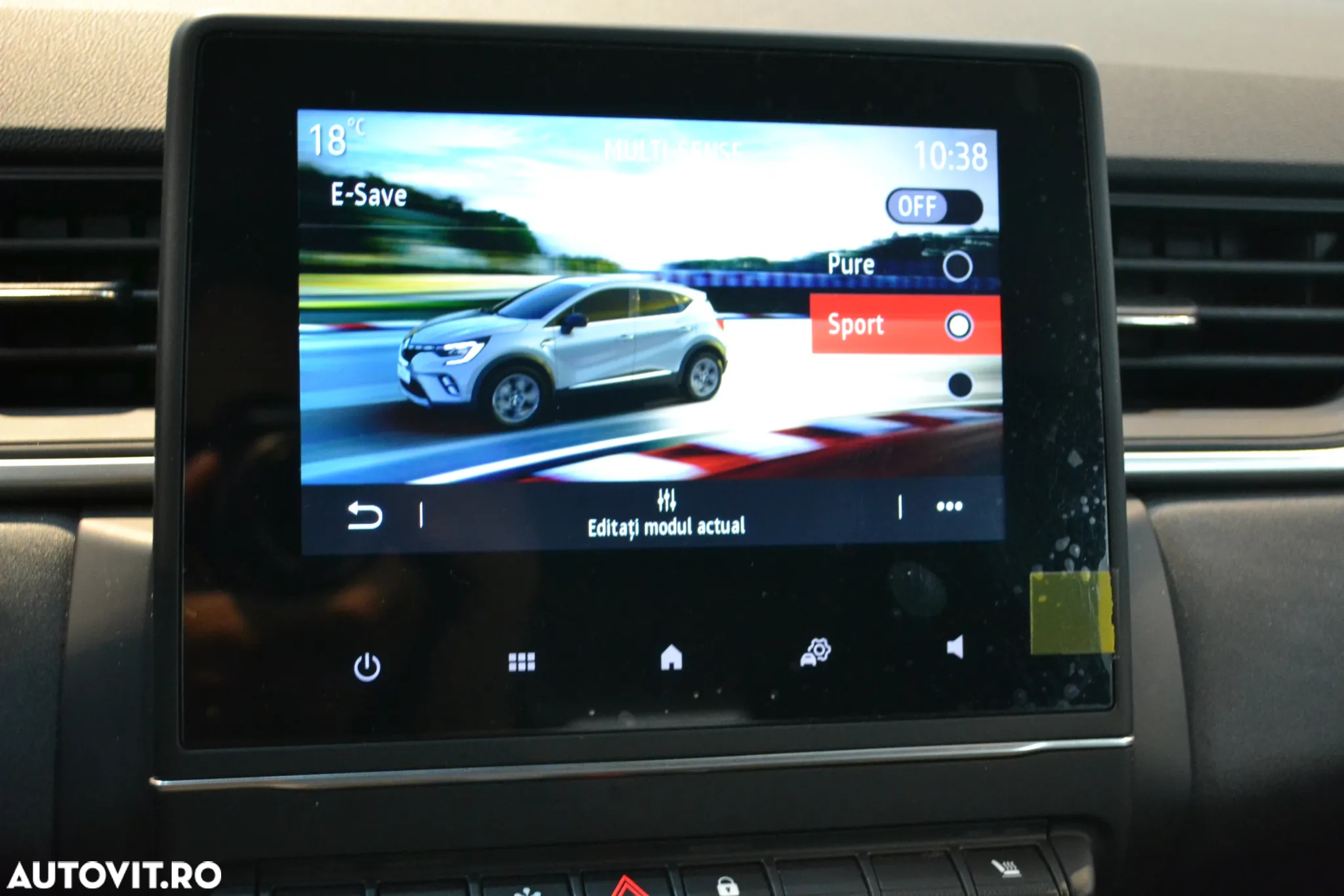 Renault Captur E-Tech PHEV 160 Equilibre - 13