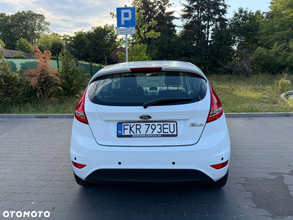 Ford Fiesta 1.25 Ambiente EU5 - 4