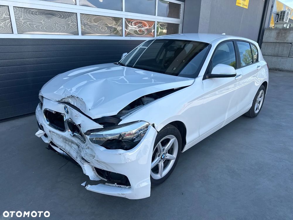 BMW Seria 1 118i Luxury Line - 4