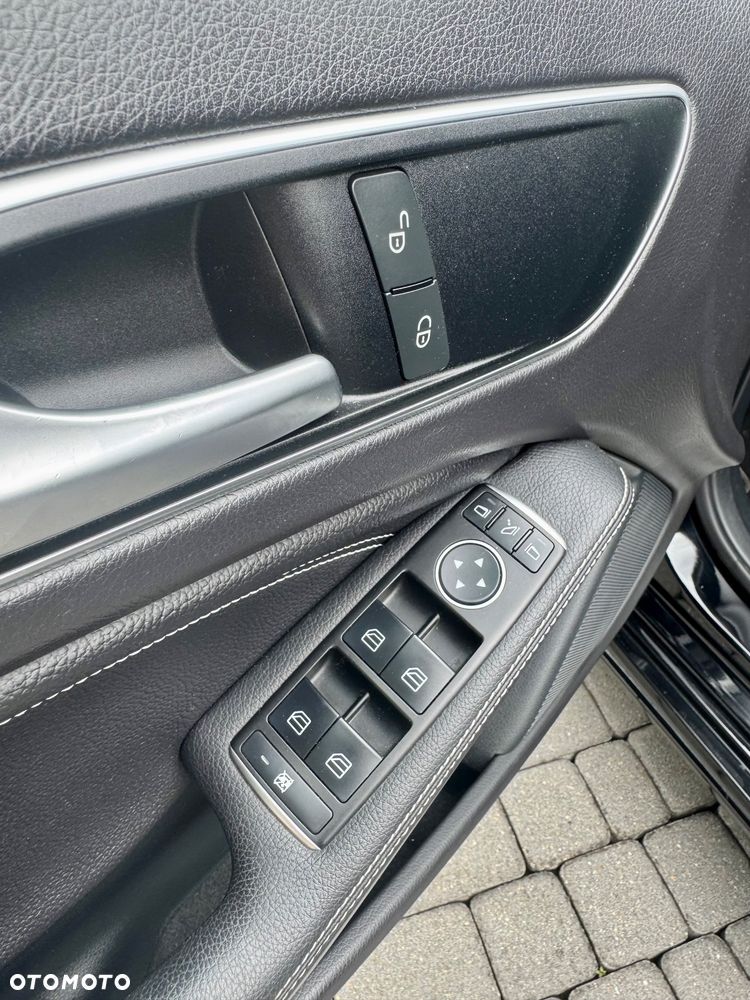 Mercedes-Benz Klasa A 180 (BlueEFFICIENCY) 7G-DCT Urban - 16