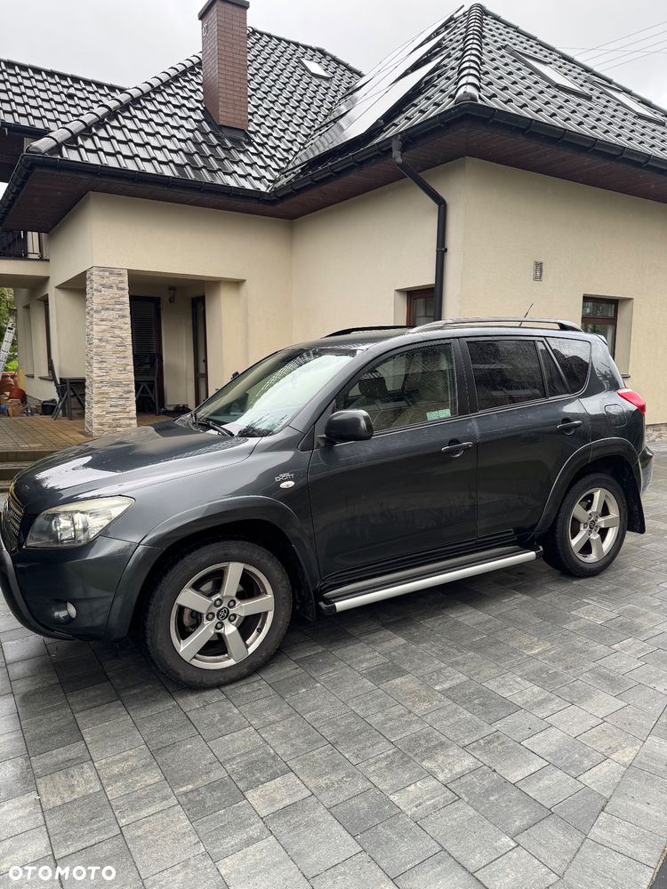 Toyota RAV4 - 2