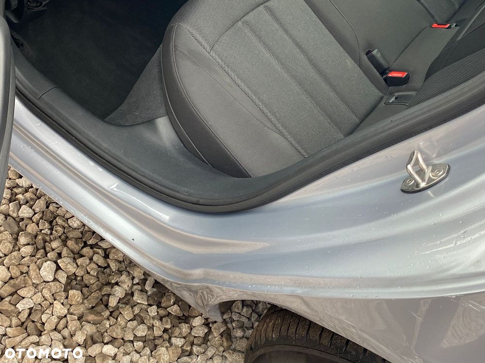 Audi A4 Avant 35 TFSI mHEV S tronic - 15