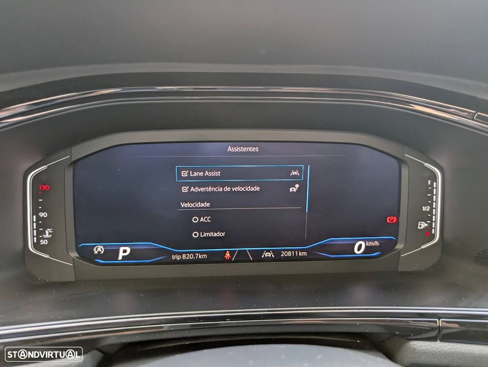 VW T-Roc 2.0 TDI R-Line DSG - 18