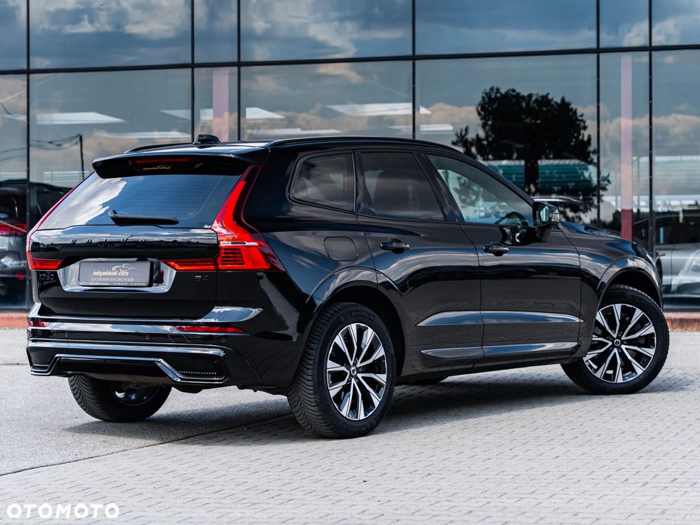 Volvo XC 60 B4 D Plus Dark - 13