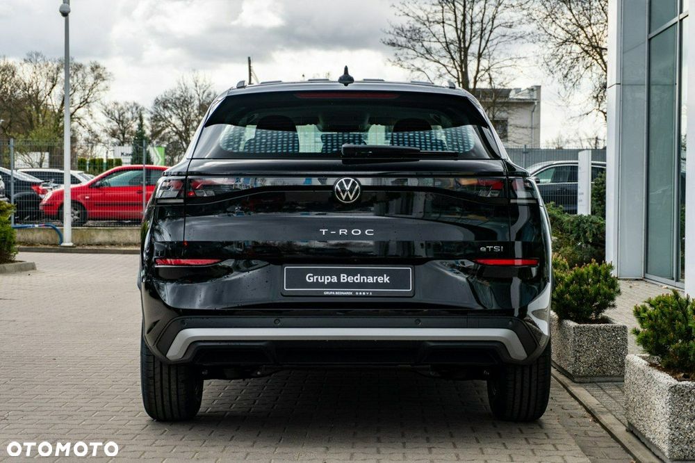 Volkswagen T-Roc - 8