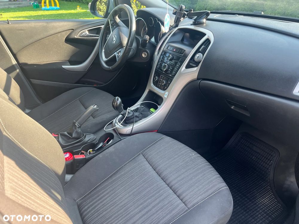 Opel Astra 1.6 Enjoy - 9